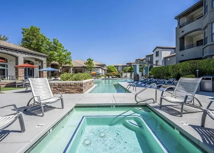 Boulevard 2br By Stadium Pool Parking Gym 08 Apartment *